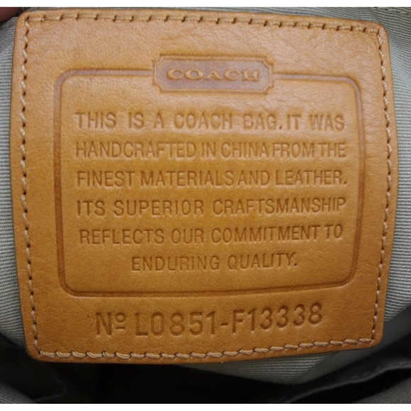 Coach Hampton Signature Cream White Canvas Stripe Satchel Shoulder Bag Buckle - Picture 8 of 11